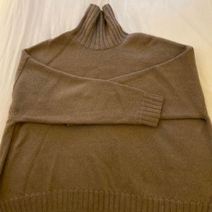 Lauren Manoogian turtleneck sweater